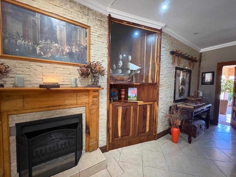 4 Bedroom Property for Sale in Hillcrest Northern Cape
